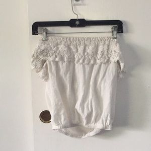 Off the shoulder Mossimo top